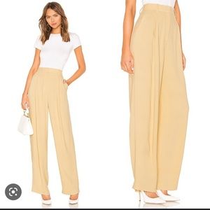 LAST CHANCE! Theory High-Rise Pleat Trousers Pale Straw Yellow
